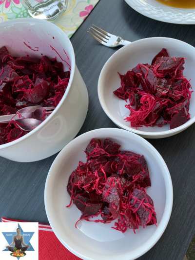 Roter Rübensalat mit Kren - selbstgemacht - klassisches Rezept